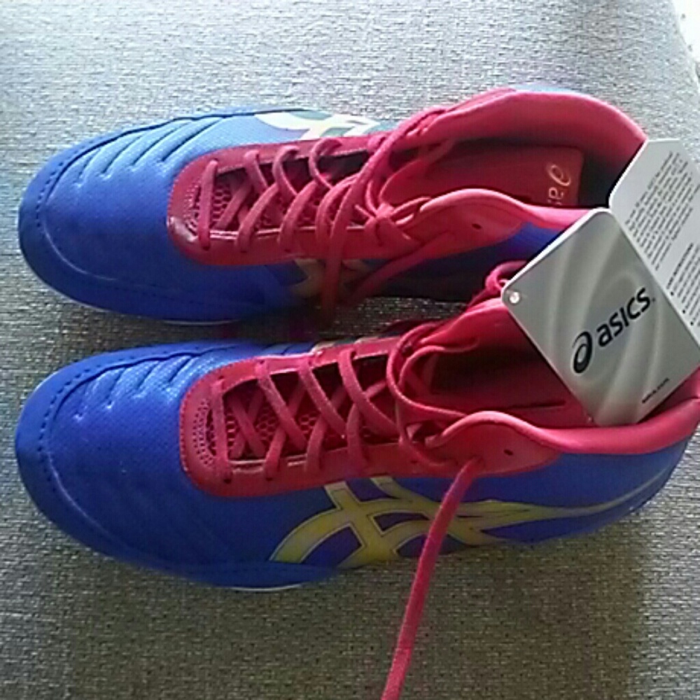 Mens Asics wrestling sneakers